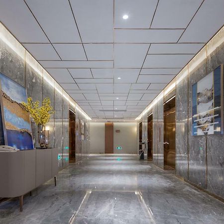 Venus Royal Hotel Foshan Kuiqi Road Metro Station Bagian luar foto